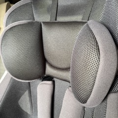 値下げしました！コンビ シートベルト固定 チャイルドシート&ジュニアシート【美品】取引中の画像