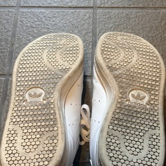 adidas スタンスミス　28cm
の画像