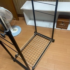 お取引決まりました！ハンガーラックの画像