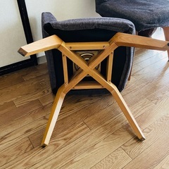 旭川家具　回転式椅子2脚　替カバー付き　木製家具の画像