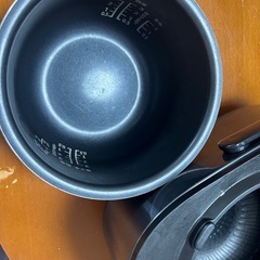 22年製　美品　炊飯器　　の画像