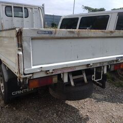 MITSUBISHI CANTER ,型式FB70AA,ミッション車の画像