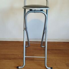 折りたたみハイチェアの画像
