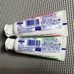 子供用歯磨き粉×2（アップル、ストロベリー）の画像