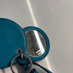 コーチcoachミラー付きキーホルダー中古の画像