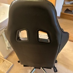 ゲーミングチェアの画像