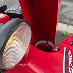 旭川除雪機ホンダHSS760n上下左右電動シューター2段シューター　セル付きの画像