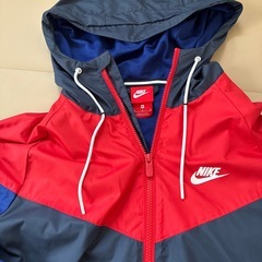 Nike フード付きナイロンジャケット 赤/青の画像