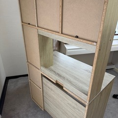机といすイスの画像