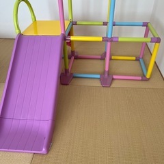 【ベビー玩具】屋内すべり台・ジャングルジムの画像