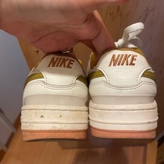 NIKE スニーカーの画像