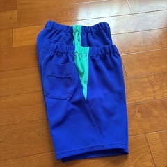 140ハーフパンツの画像