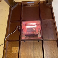 こたつテーブルの画像