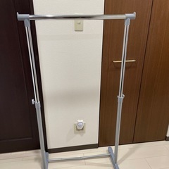 ハンガーラック　洗濯物干し
　の画像