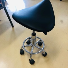 姿勢が気になる方におすすめのワークチェアです。の画像