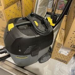 ケルヒャーの掃除機（ 乾湿両用掃除機 業務用）です。の画像