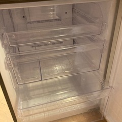 SHARP冷蔵庫の画像