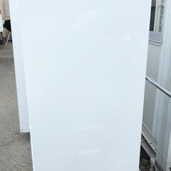 □ 物置 鍵付き 高さ150.3㎝ 幅90㎝ メーカー不明 仕切り板あり 付着物 錆びキズ 汚れ色剥がれありの画像