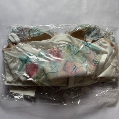 新品ブラジャーショーツセットの画像