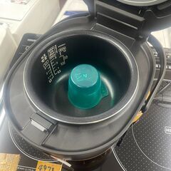 リサイクルショップどりーむ荒田店　No4968 炊飯器　アイリスオーヤマ　２０２４年製　高年式♪　３合炊き　美品です🎵の画像