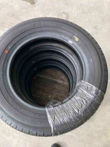 値下げ145/70R12 新品タイヤ