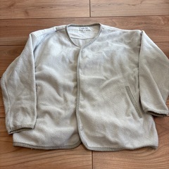ロンT、スウェットパンツ、カーディガンの画像