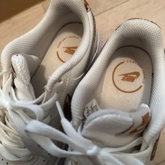 NIKEスニーカー23.5の画像