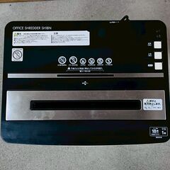【❗️✨個人情報を守り隊✨❗️】アイリスオーヤマ シュレッダー SH18N／オフィス向け 業務用モデル✨の画像