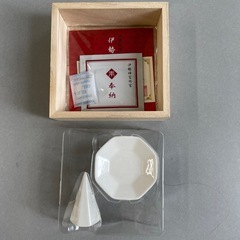 伊勢神宮　奉納塩　陶器皿、カップ、盛り塩三点セット　美品の画像