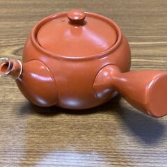 【未使用/長期保管品/お引取限定】■茶器揃■湯呑茶碗＋急須セット■朱泥とこなめ焼■雲仙窯謹製■専用箱入り■の画像