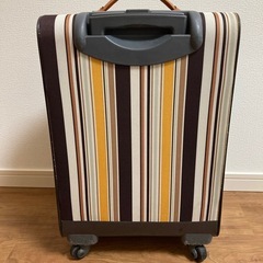 キャリーケース　機内持込サイズの画像