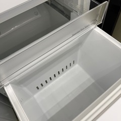2021年　ワールブールジャパン　
冷蔵庫　の画像