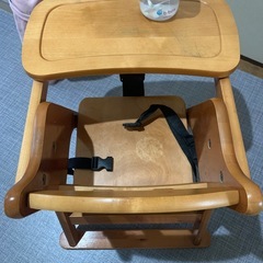 食事用椅子の画像
