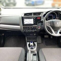 超低走行！ホンダ フィットハイブリッド ハイブリッド・FPk　総額120万円！走行距離1.6万キロ！　自社ローン　信用回復ローン　の画像
