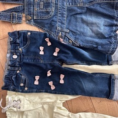 子供服　まとめ売り　90  95 女の子　アウター　コート　羽織りの画像