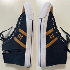 未使用REGAL リーガルFG18F BE74 サイドファスナーハイカットスニーカー ミドルカットスニーカー カジュアルシューズ くつ クツ 紐靴ネイビー紺色ダークブルー青色日本サイズ24センチ全長26横幅9.5レディースメンズユニセックスの画像