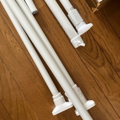 コーナン　壁面突っ張り物干しの画像