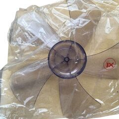 Abitelax　Wall Fan (30cm壁掛け扇風機　AW-166R）新品未使用の画像