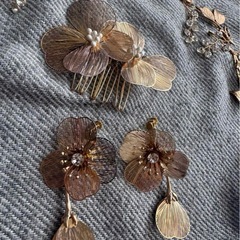 ウエディング アクセサリー ヘッドドレス イヤリング ゴールドの画像