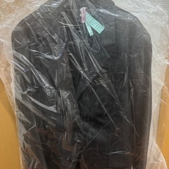 【中古】ZARA 4点セット パンツスーツ上下と新品ブラウス2枚の画像