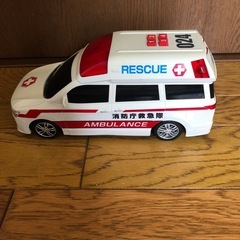 救急車 おもちゃの画像