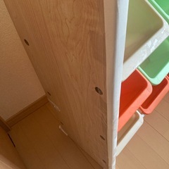 子供用棚おもちゃ入れの画像