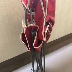 折りたたみ椅子の画像
