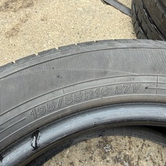 YOKOHAMAたタイヤの画像