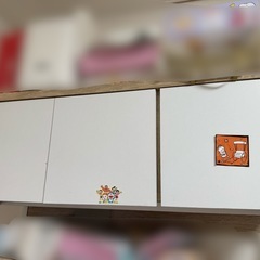食器棚の画像