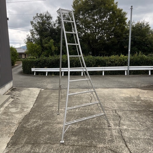 ★アルミ製 三脚脚立 約 3m 10段★