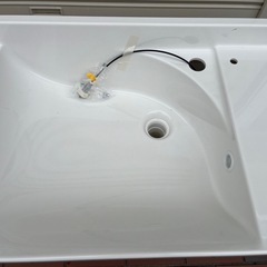 新品未使用 リクシル LIXIL　洗面化粧台の画像