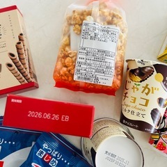 ⭐︎お取り引き中です⭐︎お菓子まとめ売りの画像