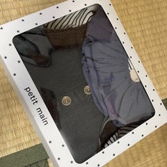 新品です（箱詰めですが開封済みなのですこしやぶれてます少し破れてます）の画像