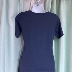UNIQLO M ネイビー ドライTシャツ☆の画像